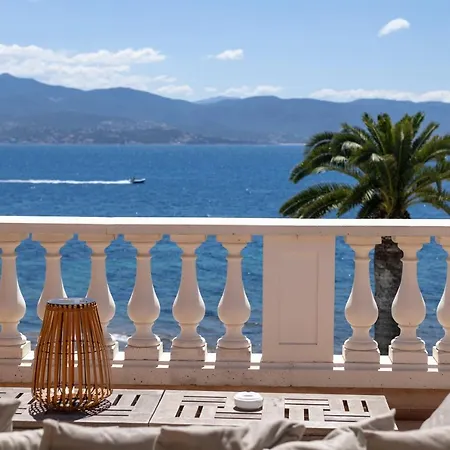 Les Mouettes - Les Collectionneurs Hotel 4*