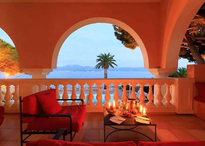 Hotel Les Mouettes - Les Collectionneurs 4*