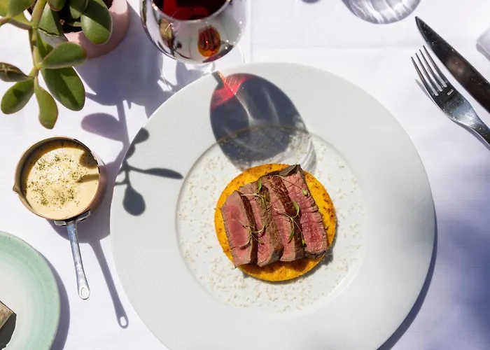 Hotel Les Mouettes - Les Collectionneurs 4*