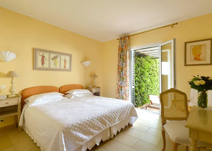 Les Mouettes - Les Collectionneurs Hotel 4*